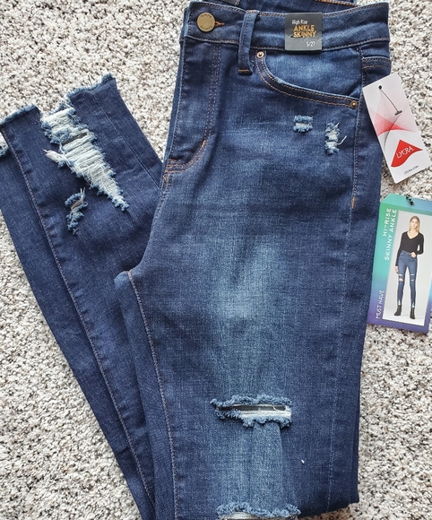 Jeans - Picture 3 of 5